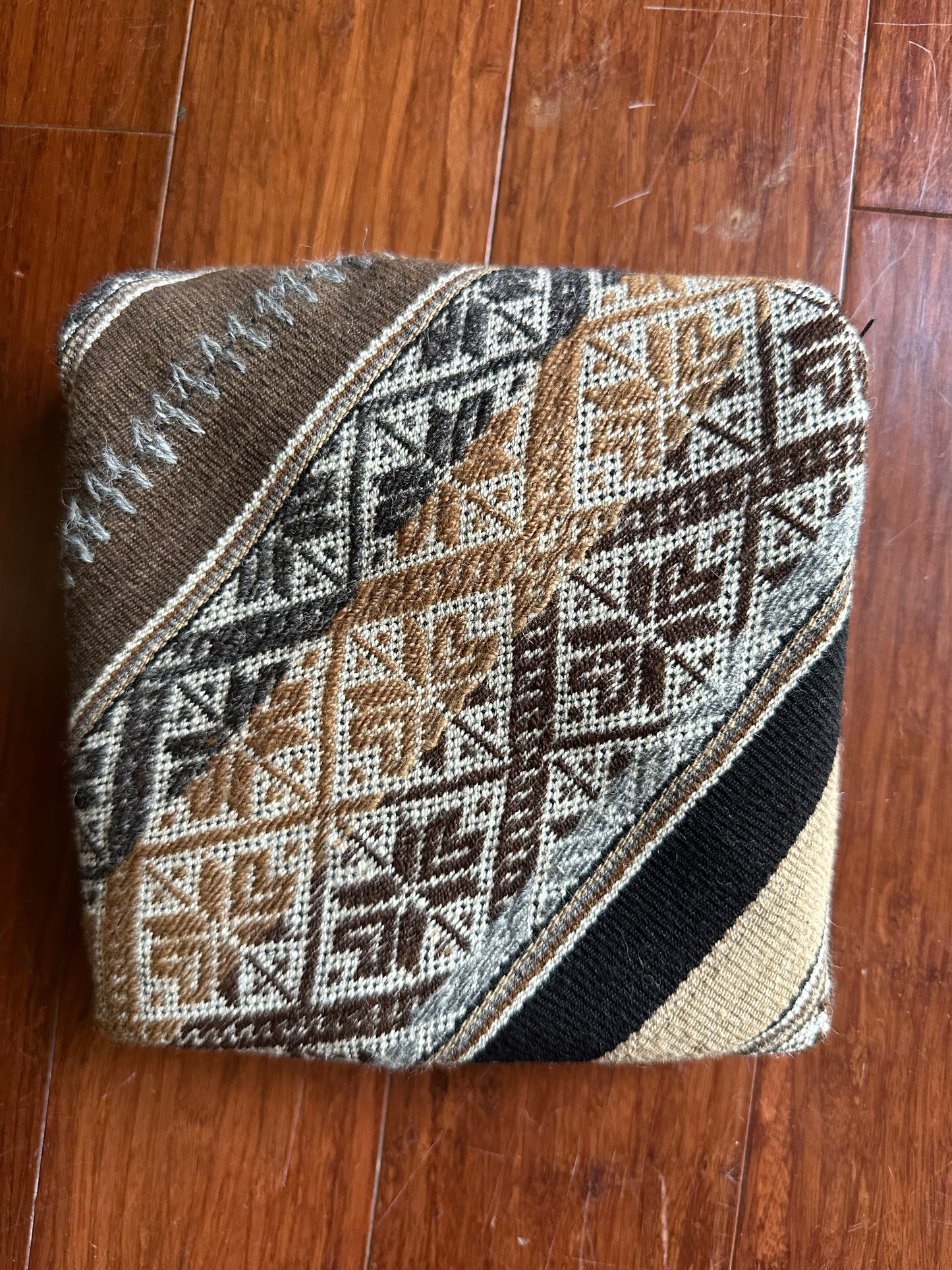 Large Mesa Cloth #32