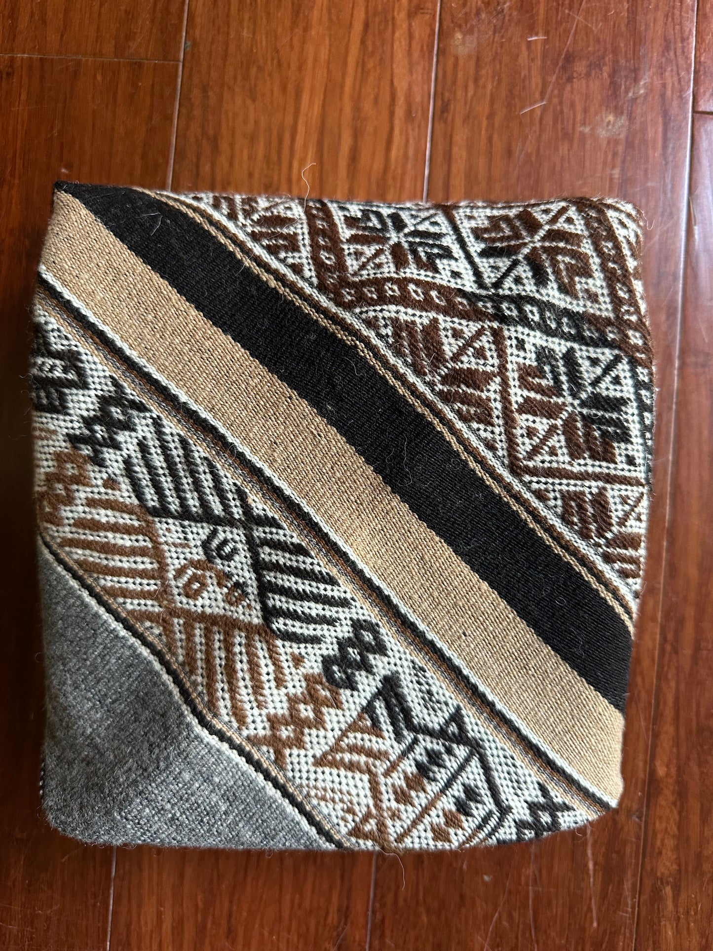 Large Mesa Cloth #33
