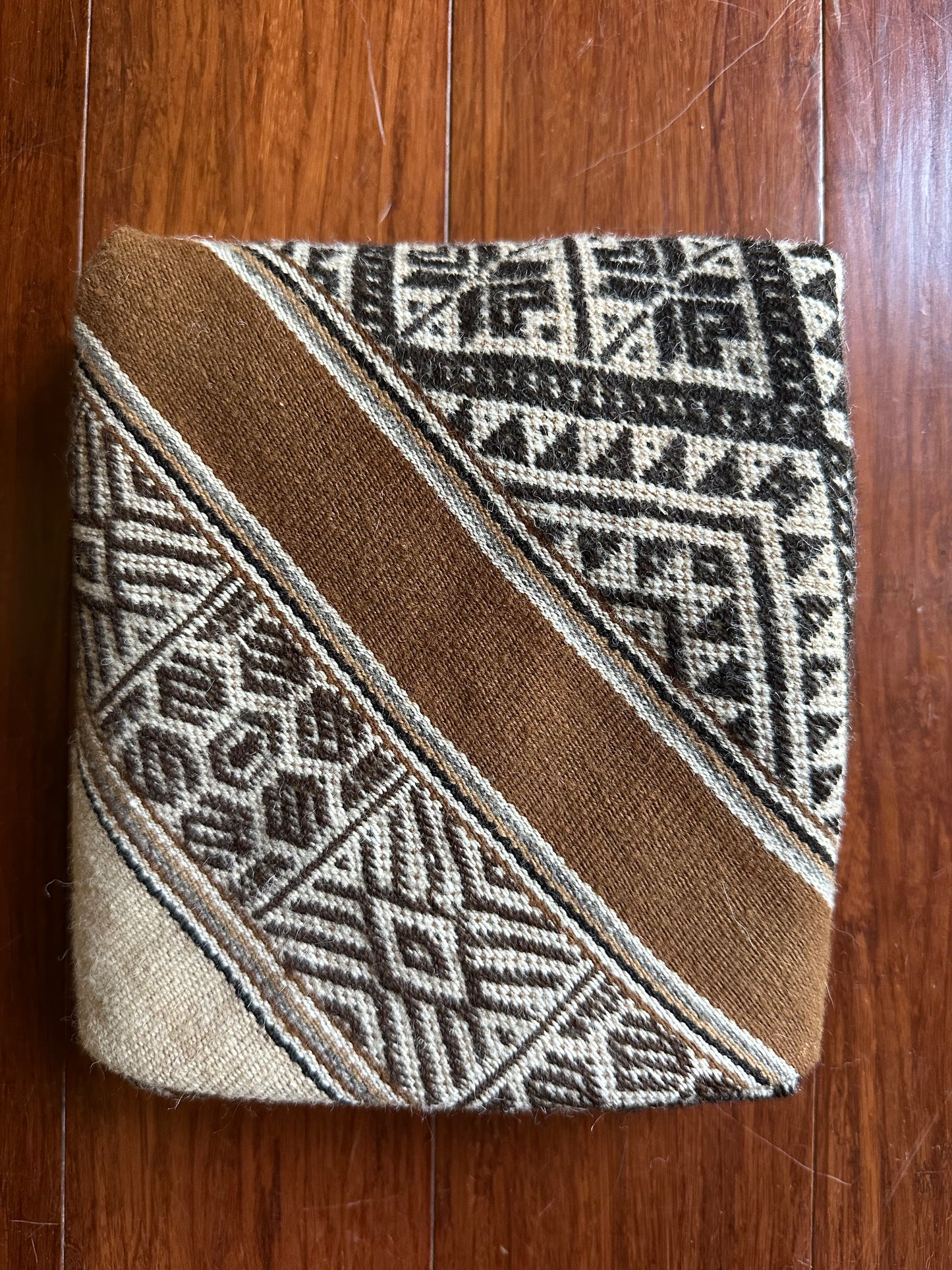 Large Mesa Cloth #34