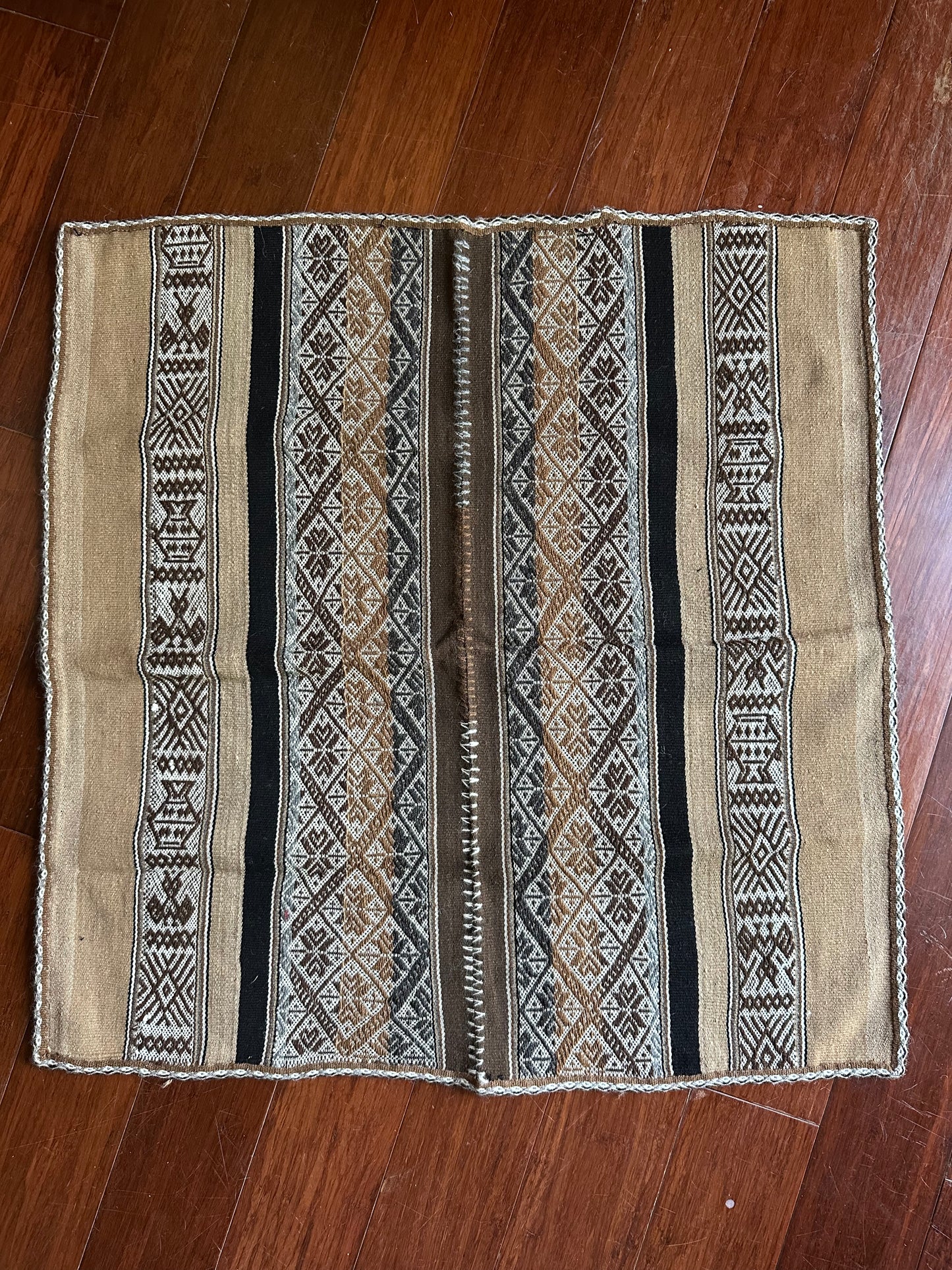 Large Mesa Cloth #32