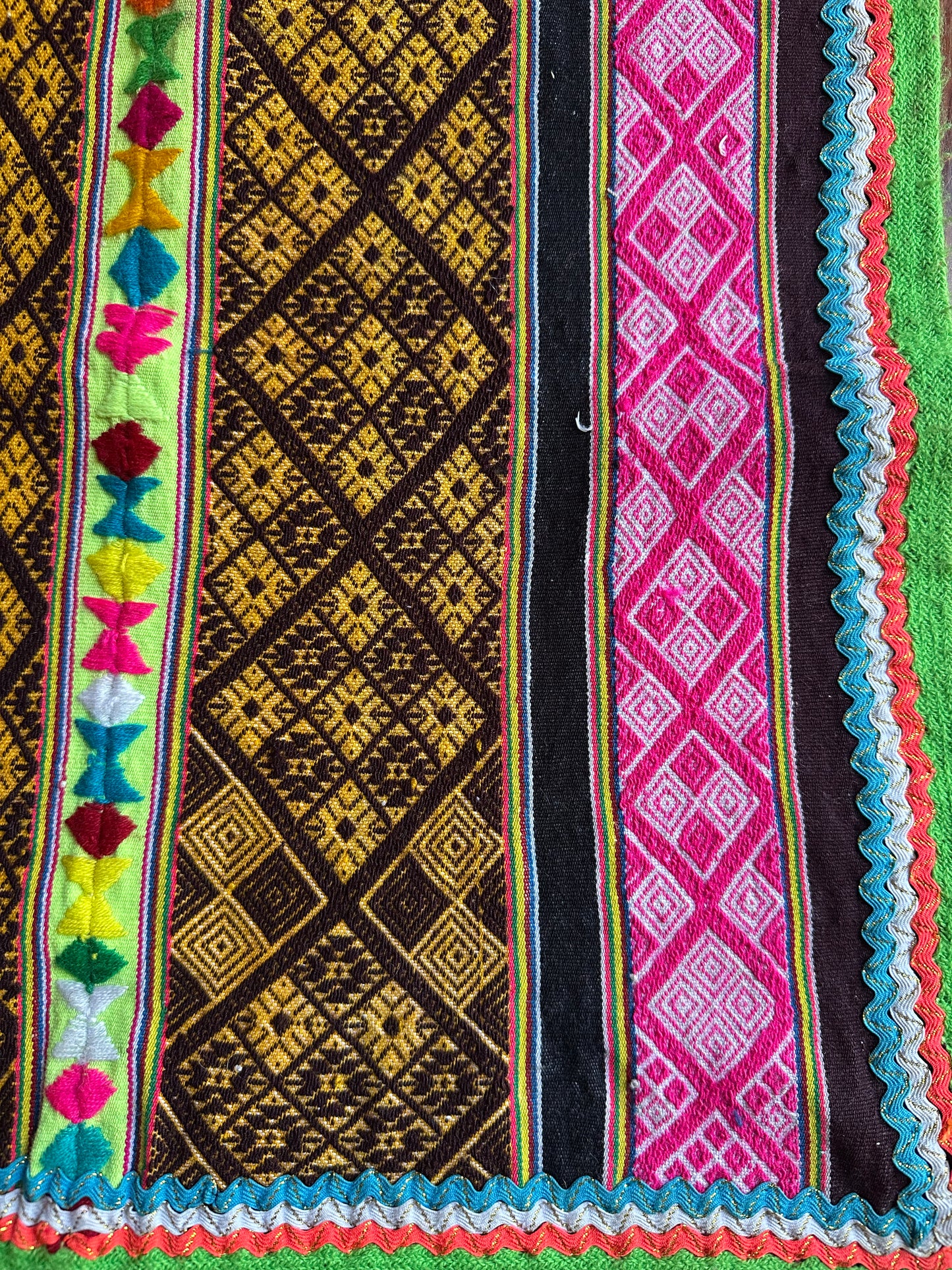 Small Antique Mesa Cloth #40