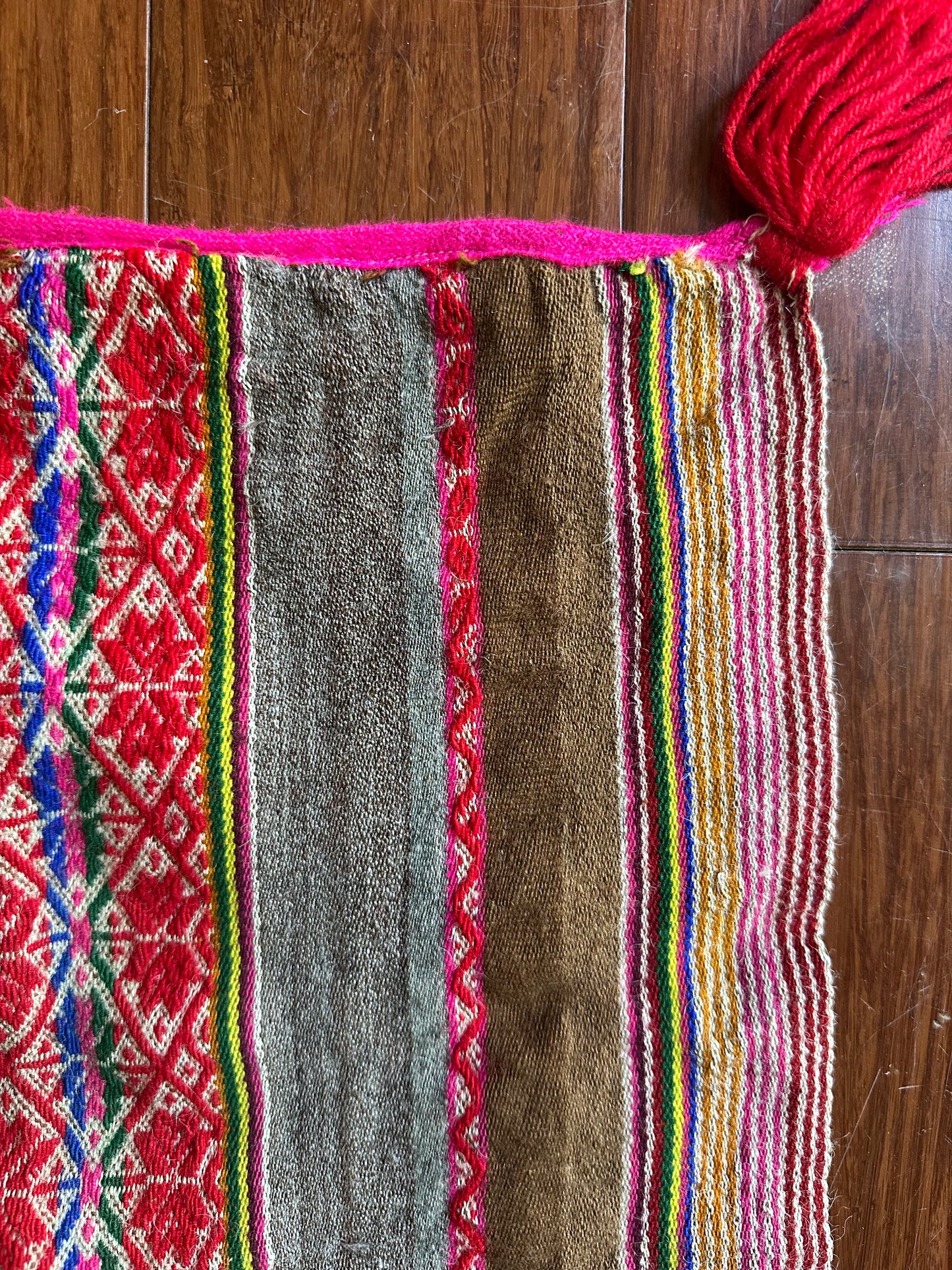 Small Antique Ambassador Mesa Cloth #44