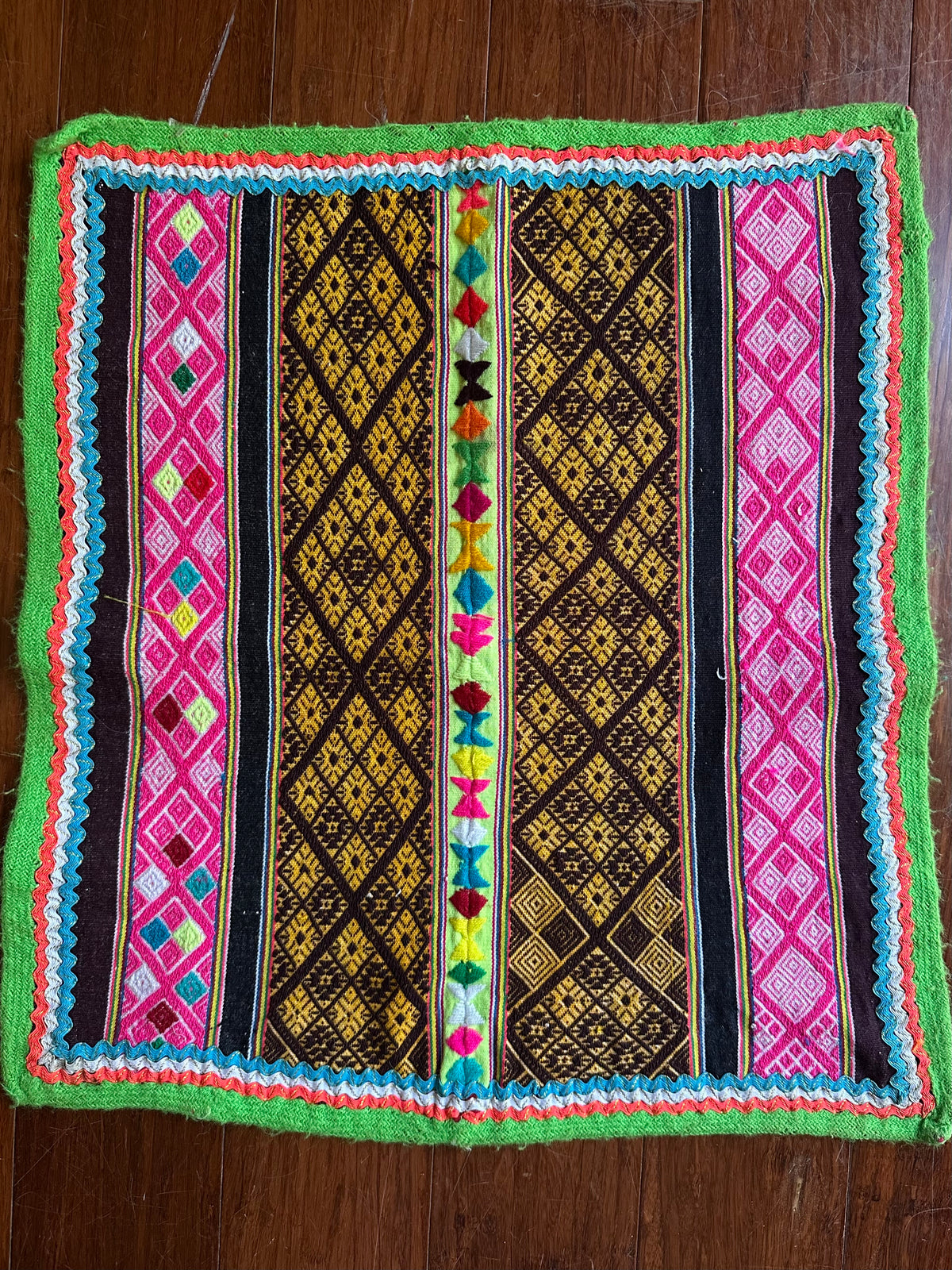 Small Antique Mesa Cloth #40
